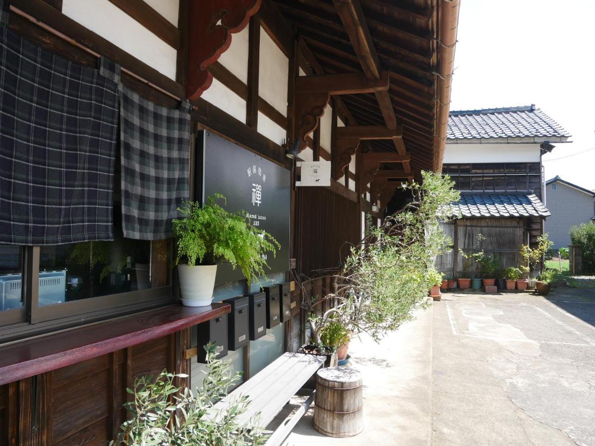 駅前宿舎 禪 Shared House Zen Eiheiji Extérieur photo