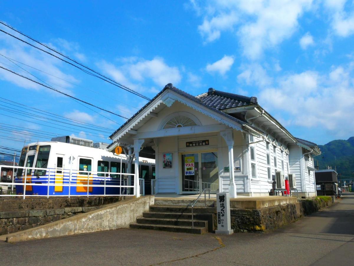駅前宿舎 禪 Shared House Zen Eiheiji Extérieur photo