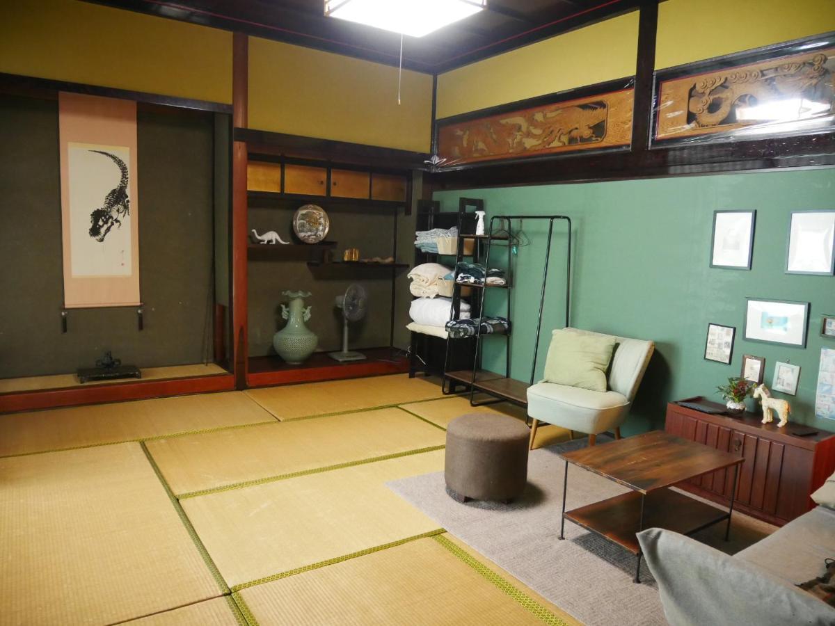 駅前宿舎 禪 Shared House Zen Eiheiji Extérieur photo
