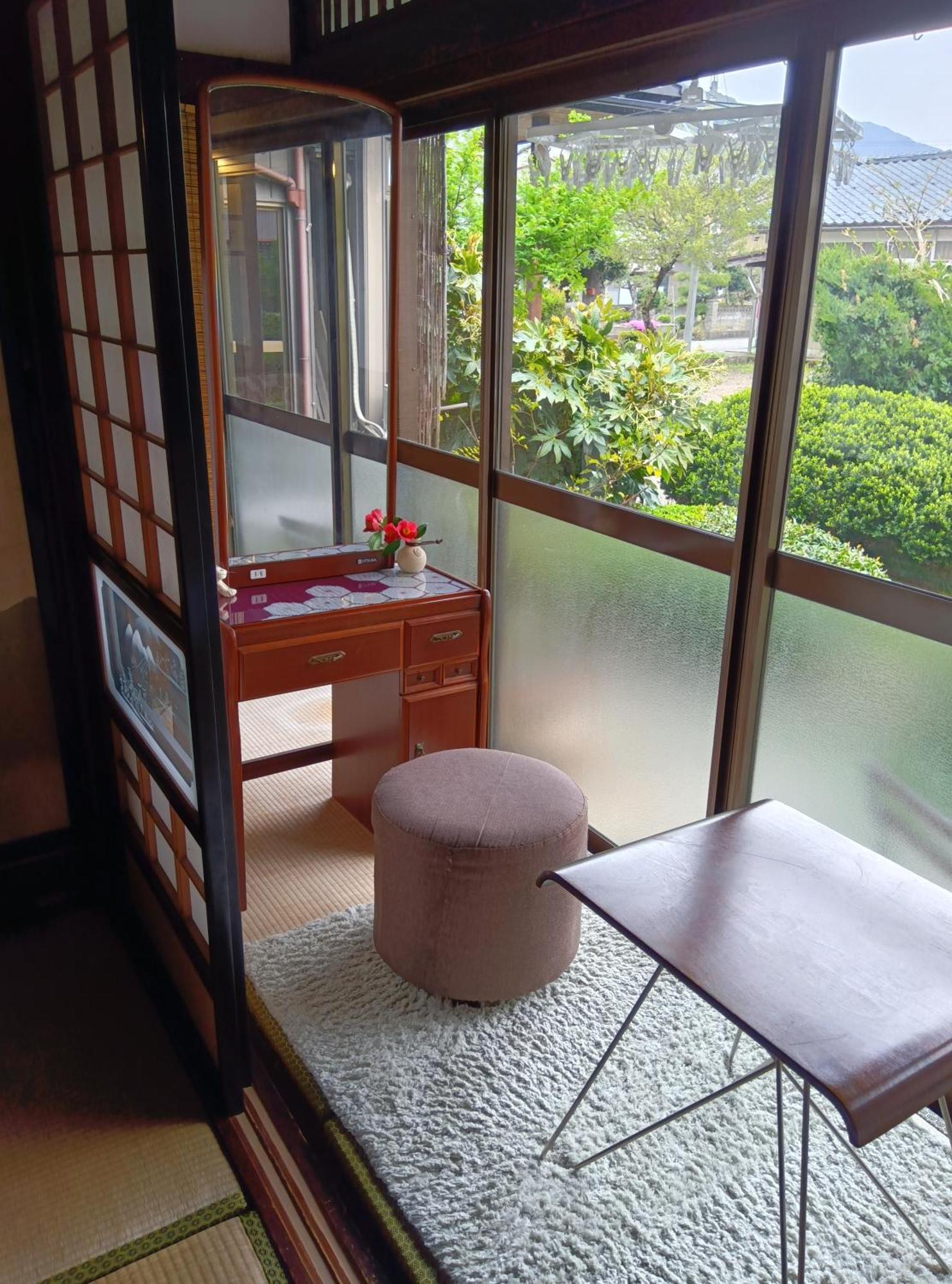 駅前宿舎 禪 Shared House Zen Eiheiji Extérieur photo